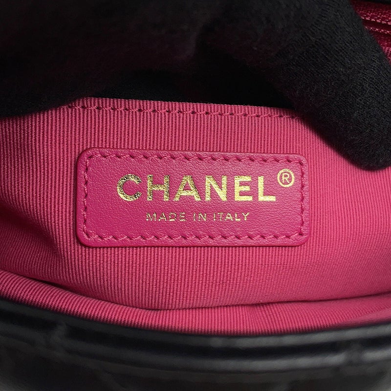 シャネル チェーンショルダーバッグ ココマーク ミニマトラッセ ラムスキン AS2380 CHANEL 黒