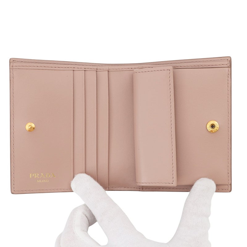 プラダ 二つ折り財布 ヴィッテロムーブ トライアングルロゴ コンパクトウォレット レザー 1MV204 PRADA