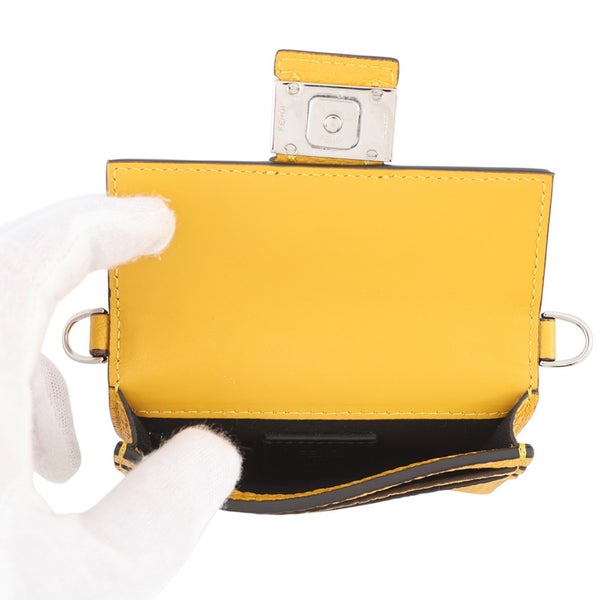 フェンディ ショルダーバッグ マイクロ フラット バゲット ショルダーポシェット レザー 7M0311 FENDI