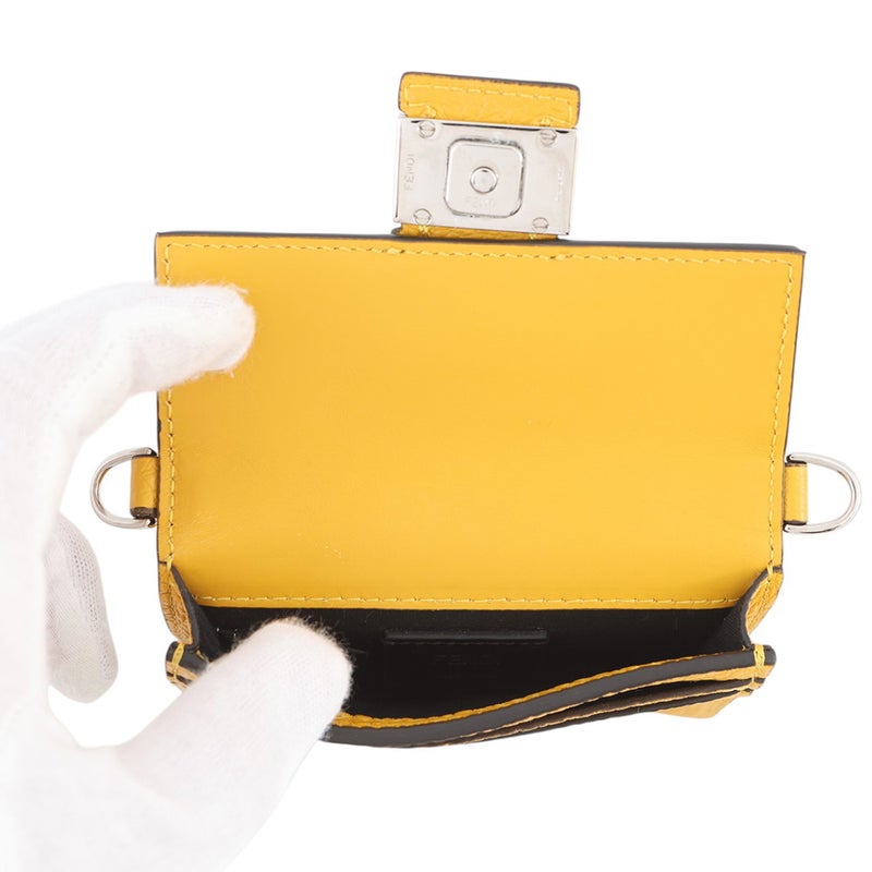 フェンディ ショルダーバッグ マイクロ フラット バゲット ショルダーポシェット レザー 7M0311 FENDI
