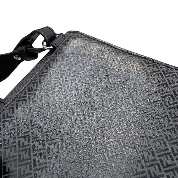 フェンディ ショルダーバッグ フラット バケット ポシェット レザー 7VA524 FENDI 黒