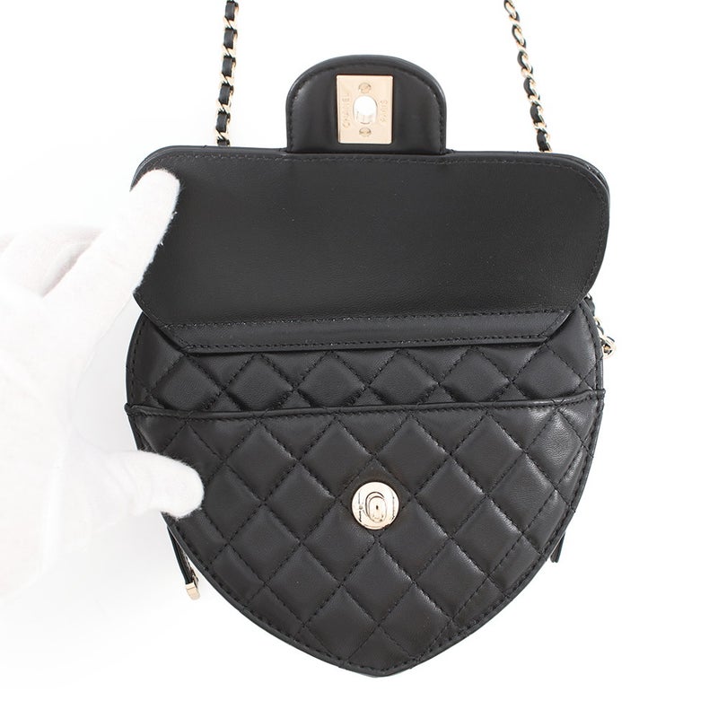 シャネル チェーンショルダーバッグ マトラッセ ココマーク ハート ラムスキン AS5764 CHANEL 黒