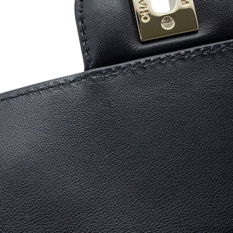 シャネル チェーンショルダーバッグ マトラッセ ココマーク ハート ラムスキン AS5764 CHANEL 黒