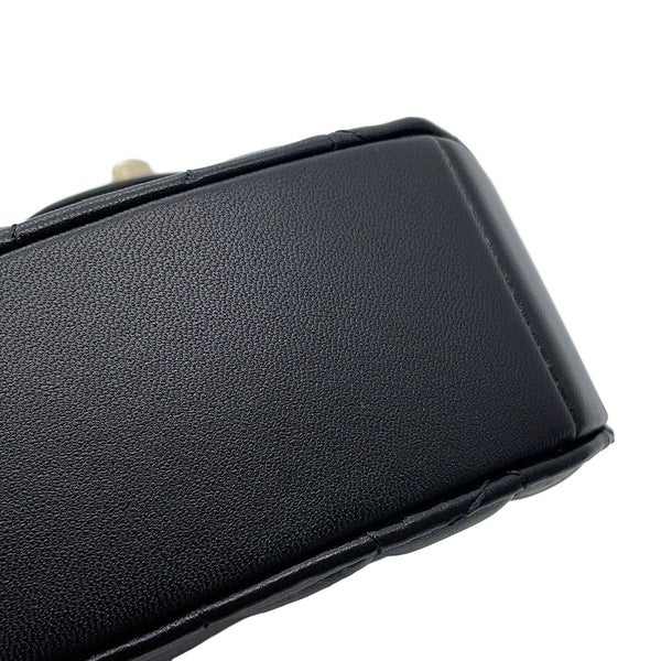 シャネル チェーンショルダーバッグ マトラッセ ココマーク ハート ラムスキン AS5764 CHANEL 黒