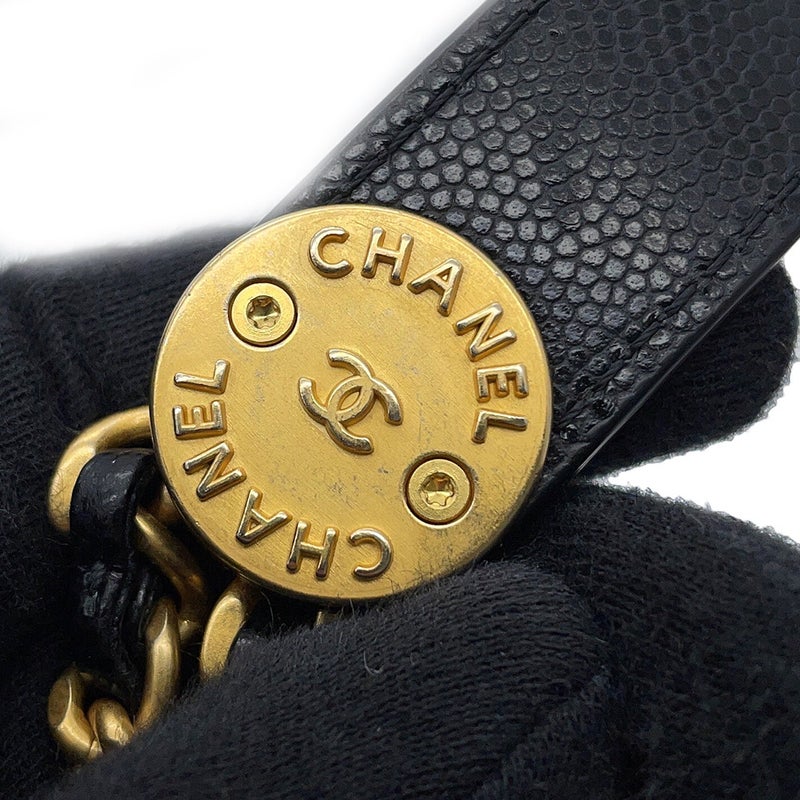 シャネル チェーンショルダーバッグ ココマーク マトラッセ 巾着 キャビアスキン CHANEL 黒