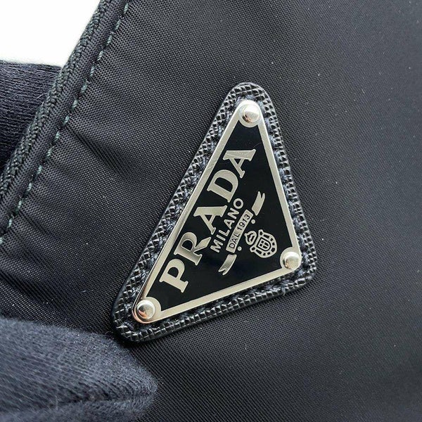 プラダ ショルダーバッグ ミニポーチ付き ナイロン 2VH113 PRADA バッグ 斜め掛け 黒