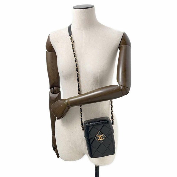 シャネル チェーンショルダーバッグ ココマーク マトラッセ ボックスバッグ ラムスキン AS2635 黒