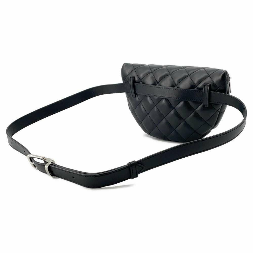 シャネル ボディバッグ マトラッセ ユニフォーム ラムスキン CHANEL