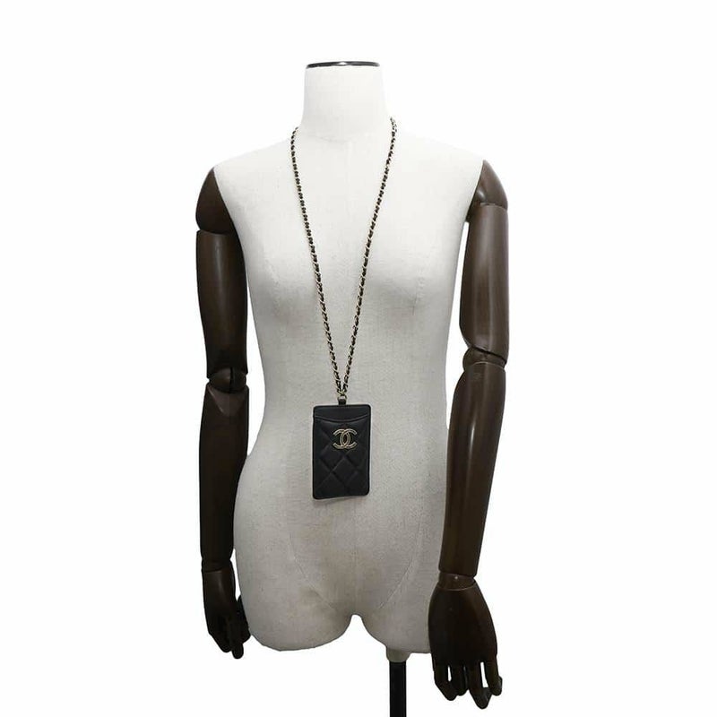 シャネル チェーンカードケース ココマーク マトラッセ ラムスキン A01745 CHANEL カード ノベルティ