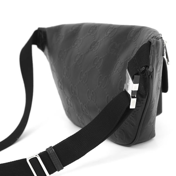 グッチ ボディバッグ GGエンボス ベルトバッグ レザー 645093 GUCCI ウエストバッグ メンズ 黒