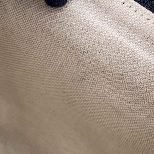 グッチ ボディバッグ GGエンボス ベルトバッグ レザー 645093 GUCCI ウエストバッグ メンズ 黒