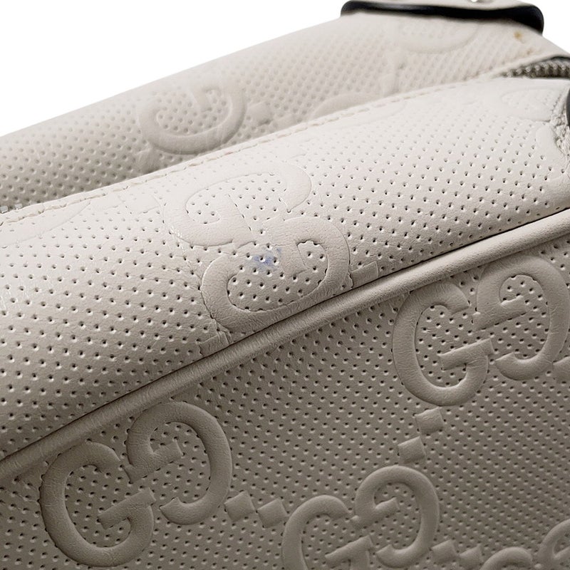 グッチ ショルダーバッグ GGエンボス レザー 626363 GUCCI バッグ 白