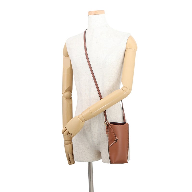 ロエベ ショルダーバッグ ゲートポシェット レザー 109.30.Z42 LOEWE バッグ