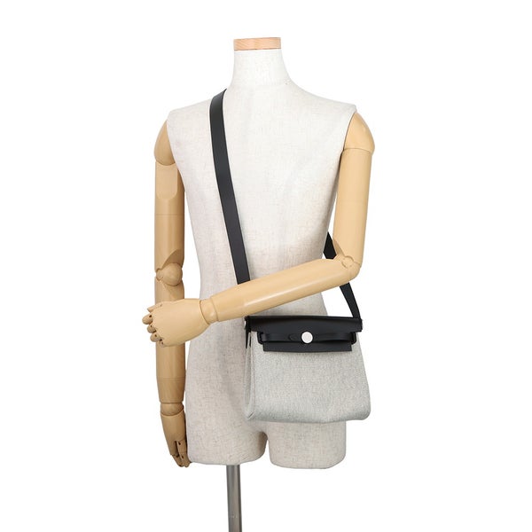 エルメス ショルダーバッグ エールバッグジップ ミニ ブラック/エクリュ/シルバー金具 トワルアッシュ/ヴァッシュハンター K刻印 HERMES