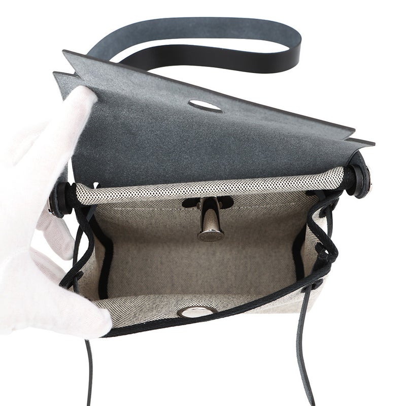 エルメス ショルダーバッグ エールバッグジップ ミニ ブラック/エクリュ/シルバー金具 トワルアッシュ/ヴァッシュハンター K刻印 HERMES