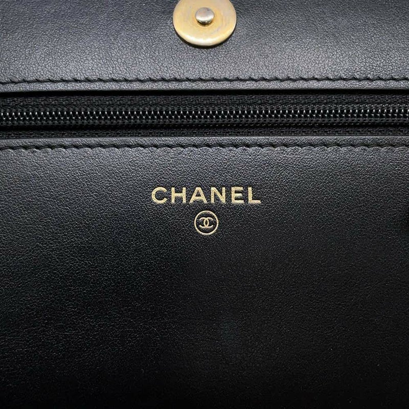 シャネル チェーンウォレット ボーイシャネル マトラッセ ココマーク キャビアスキン AP1117 CHANEL 黒