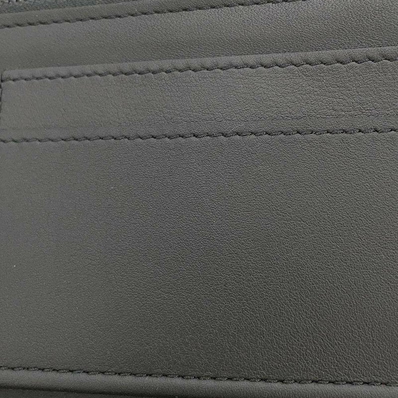 ルイヴィトン 長財布 トリヨンレザー ジッピーウォレット・ヴェルティカル M69047 LOUIS VUITTON 黒 ブラック