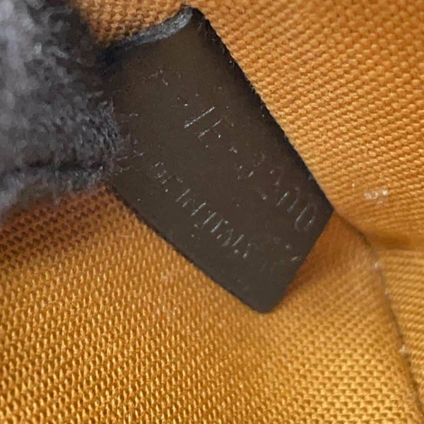 セリーヌ コインケース トリオンフ コイン&カードポーチ 10C662CA2 CELINE 小銭入れ 黒