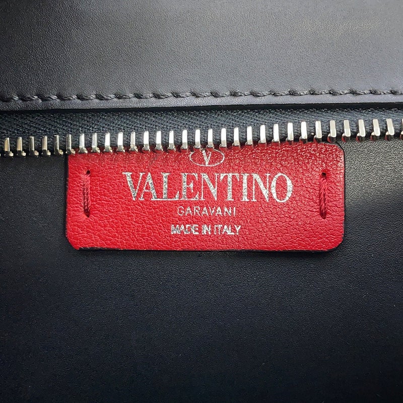 ヴァレンティノ・ガラヴァーニ ボディバッグ VLTNロゴ VY2B0A10WJW VALENTINO ベルトバッグ 黒