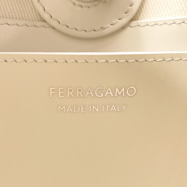 サルヴァトーレ・フェラガモ ハンドバッグ カットアウト スモール キャンバス レザー 213487 Ferragamo 白