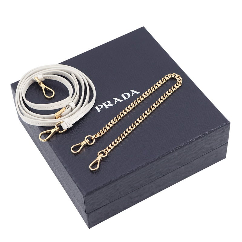 プラダ ショルダーバッグ サフィアーノ トライアングル ロゴ ミニポーチ レザー/ラフィア 1NR015 PRADA 2way 白