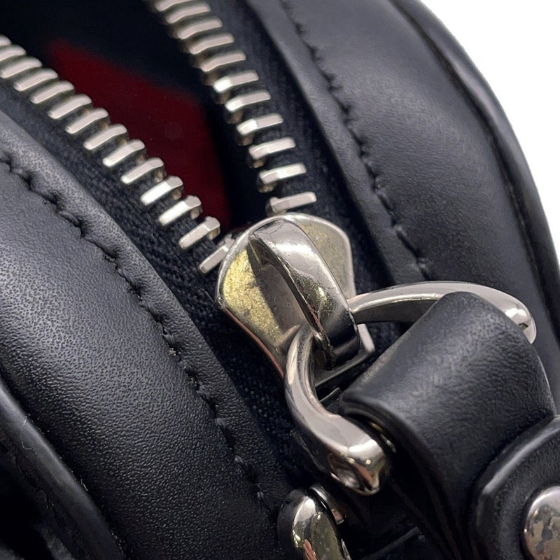 ヴァレンティノ・ガラヴァーニ ショルダーバッグ VLTNロゴ 1Y2B0954 VALENTINO バッグ ポーチ 黒