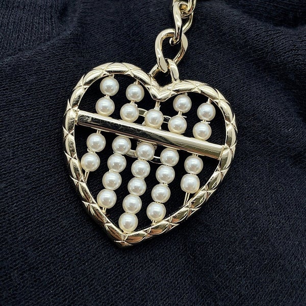 シャネル バッグチャーム ココマーク マトラッセ ミニバッグ ラムスキン AP4760 CHANEL ミニポーチ 小物入れ 黒