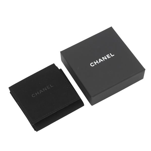 シャネル ブローチ ココマーク ラムスキン フェイクパール ラインストーン B26V AB8609 CHANEL アクセサリー