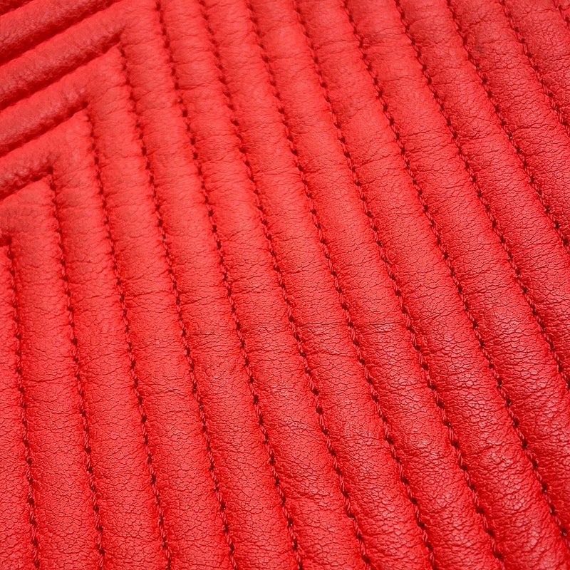 シャネル チェーンショルダーバッグ シェブロン Vステッチ ココマーク レザー CHANEL バッグ