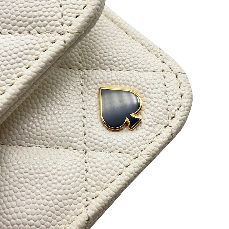 シャネル チェーンウォレット クルーズライン マトラッセ ココマーク キャビアスキン AP3084 CHANEL 財布 白
