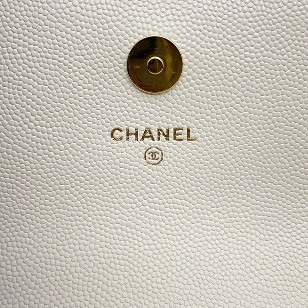 シャネル チェーンウォレット クルーズライン マトラッセ ココマーク キャビアスキン AP3084 CHANEL 財布 白