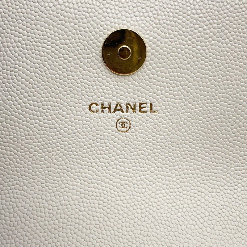 シャネル チェーンウォレット クルーズライン マトラッセ ココマーク キャビアスキン AP3084 CHANEL 財布 白