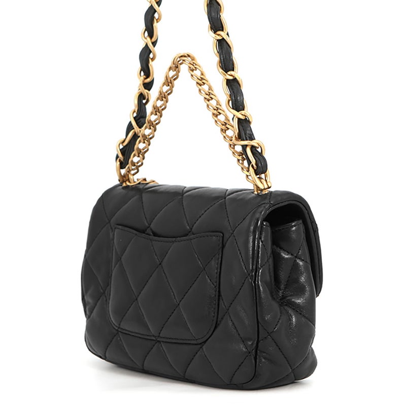 シャネル チェーンショルダーバッグ ココマーク マトラッセ20 レザー CHANEL 黒