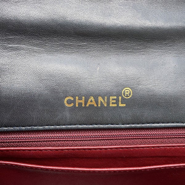 シャネル チェーンショルダーバッグ マトラッセ25 ココマーク ダイアナ キャビアスキン A01165 CHANEL 黒