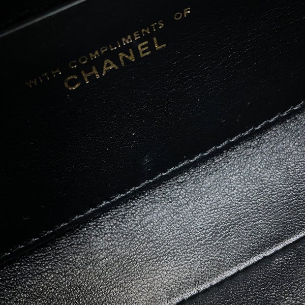 シャネル チェーンショルダーバッグ ミニフラップ  ココマーク マトラッセ ベルベット CHANEL バッグ ミニバッグ 黒