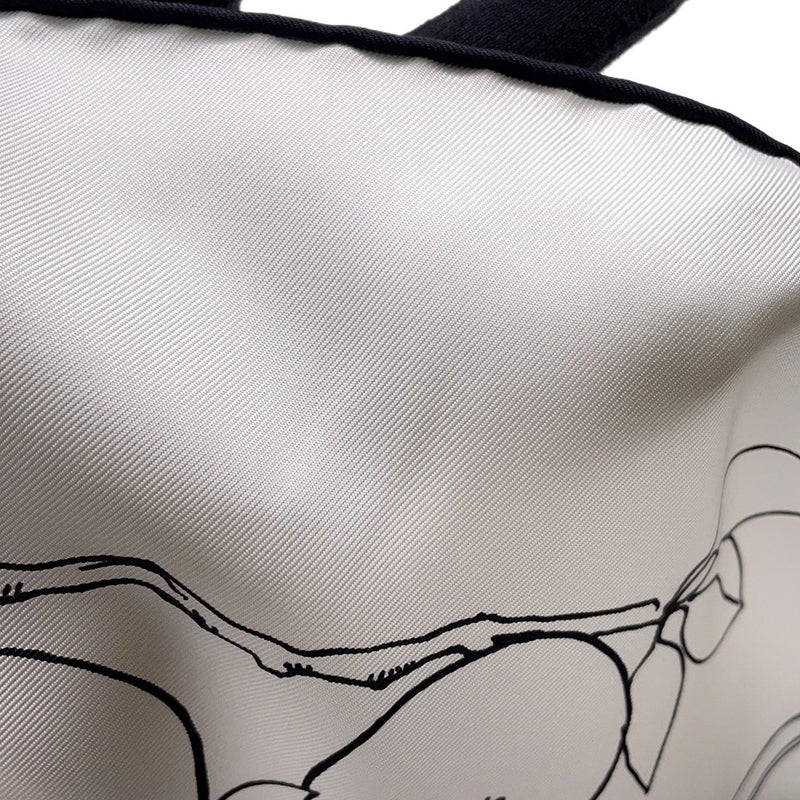 エルメス スカーフ カレ90 ル・ポミエ・セリエ Le Pommier Sellier HERMES シルク 2026年春夏 白 黒