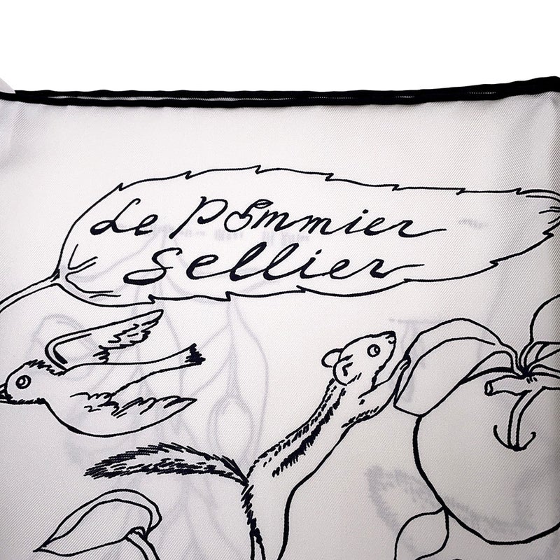 エルメス スカーフ カレ90 ル・ポミエ・セリエ Le Pommier Sellier HERMES シルク 2026年春夏 白 黒