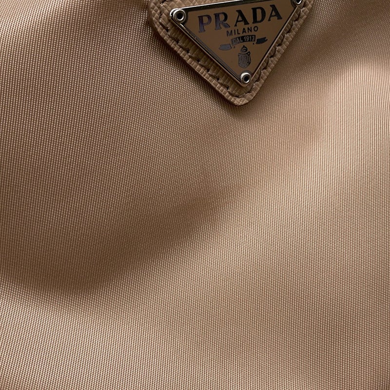 プラダ ショルダーバッグ Re-Edition 2005 Re-Nylon ナイロン 1BH204 PRADA ２way