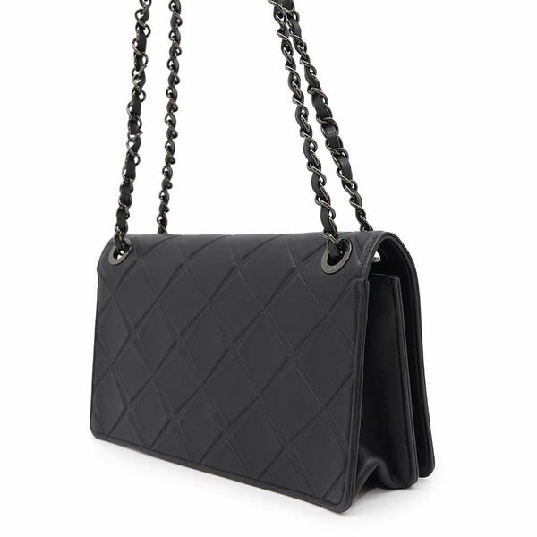 シャネル チェーンショルダーバッグ ココマーク フルフラップ レザー CHANEL バッグ 黒