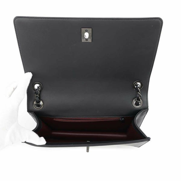 シャネル チェーンショルダーバッグ ココマーク フルフラップ レザー CHANEL バッグ 黒