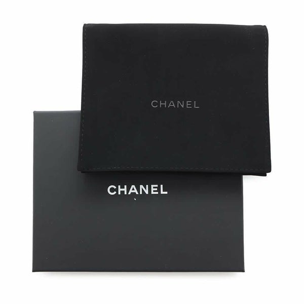 シャネル 三つ折り財布 マトラッセ スモール フラップ ウォレット トランプ キャビアスキン AP3081 財布 白