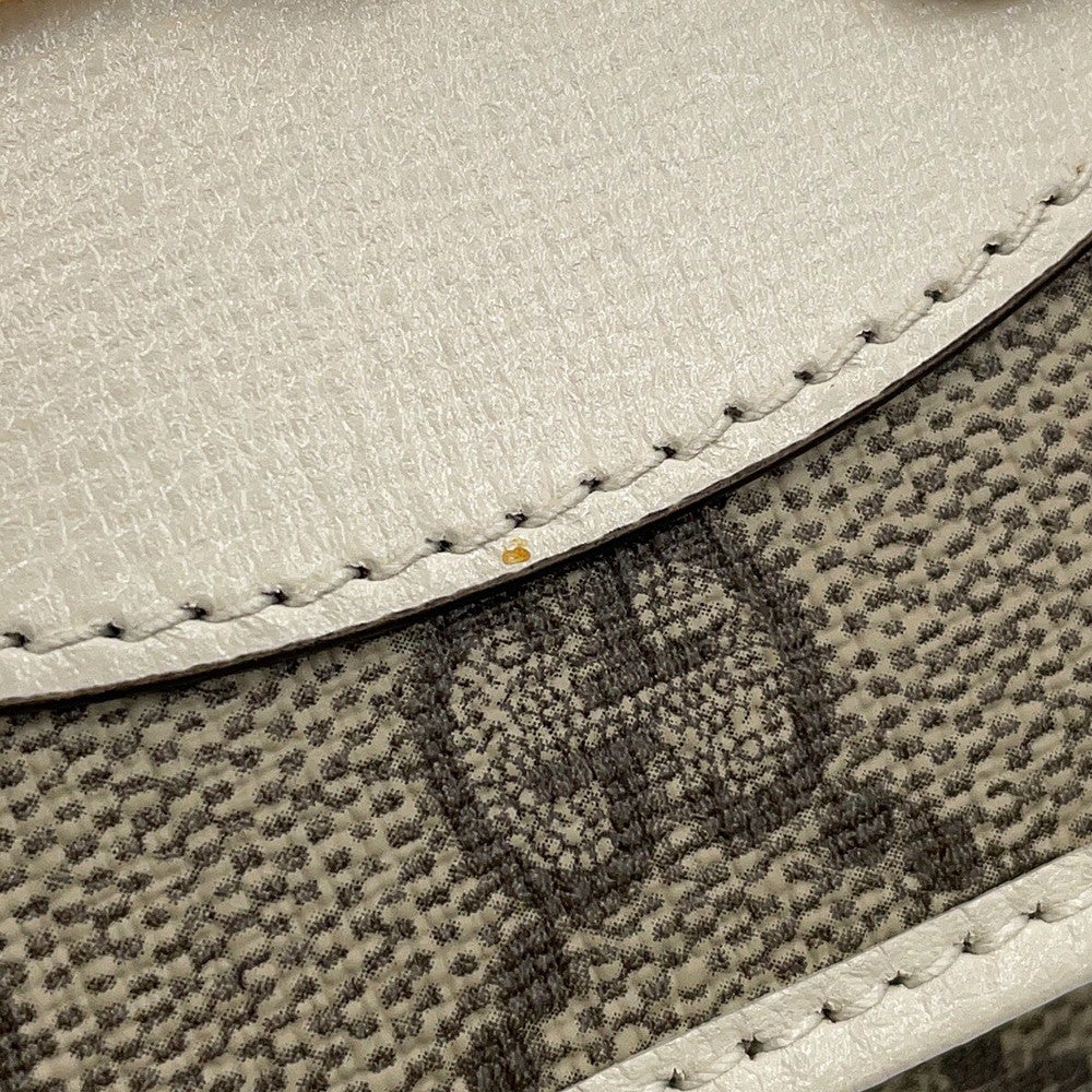 グッチ 二つ折り財布 ホースビット 1955 GGスプリーム 621891 GUCCI
