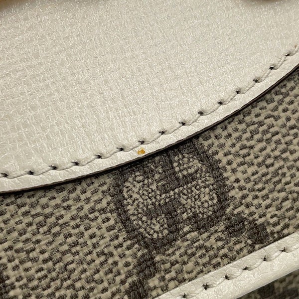 グッチ 二つ折り財布 ホースビット 1955 GGスプリーム 621891 GUCCI 財布