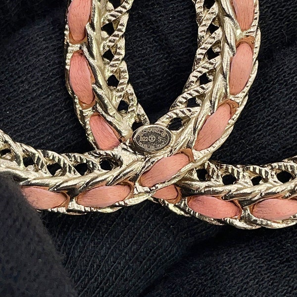 シャネル ブローチ ココマーク チェーンモチーフ メタル レザー B22S AB8317 CHANEL アクセサリー