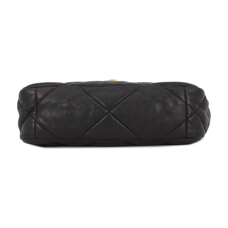 シャネル チェーンショルダーバッグ CHANEL19 フラップバッグ ココマーク シャイニーラムスキン AS1160 CHANEL 黒