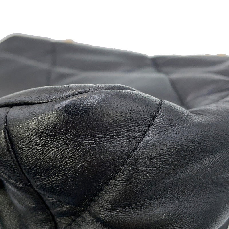 シャネル チェーンショルダーバッグ CHANEL19 フラップバッグ ココマーク シャイニーラムスキン AS1160 CHANEL 黒