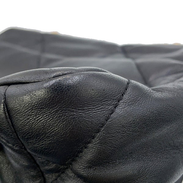 シャネル チェーンショルダーバッグ CHANEL19 フラップバッグ ココマーク シャイニーラムスキン AS1160 CHANEL 黒