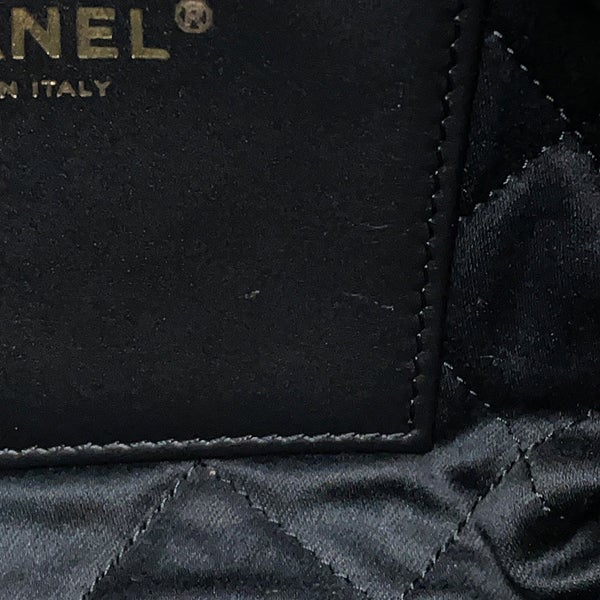 シャネル ハンドバッグ CHANEL 22 ミニ ココマーク シャイニーカーフレザー AS3980 CHANEL 2way 黒
