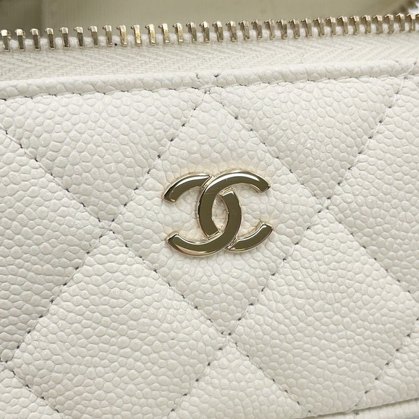シャネル バッグチャーム ココマーク マトラッセ クラシック ミニバッグ チャーム キャビアスキン AP4897 CHANEL 小物入れ 白