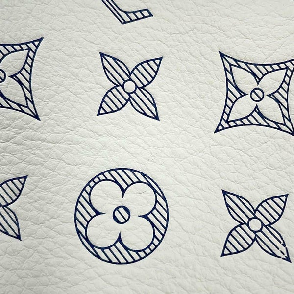 ルイヴィトン ボディバッグ モノグラム・シャドウ ラッシュ・バムバッグ M25227 LOUIS VUITTON ウエストバッグ 白